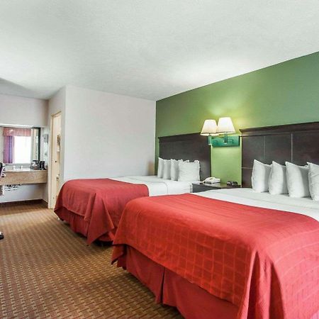 Quality Inn Savannah South Екстериор снимка