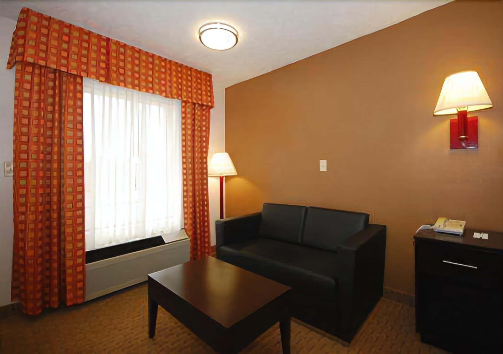 Quality Inn Savannah South Екстериор снимка