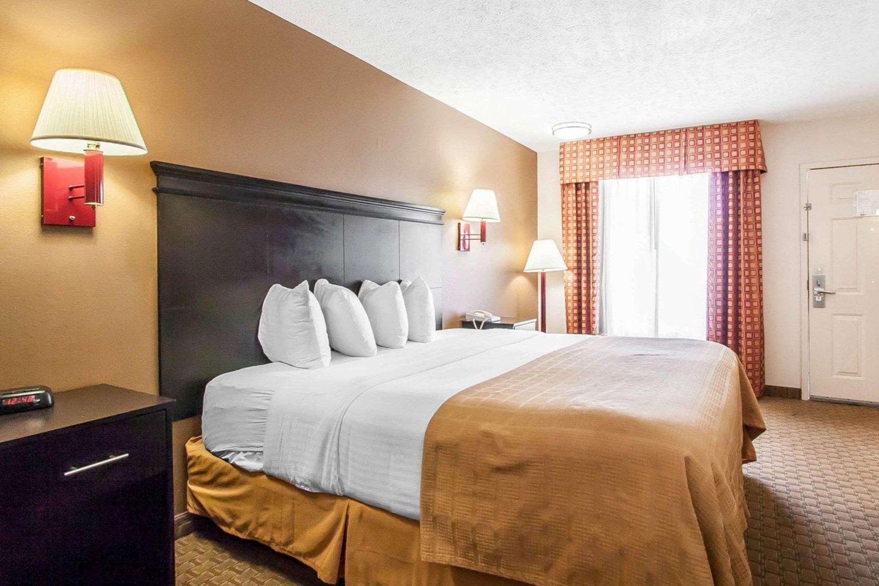 Quality Inn Savannah South Екстериор снимка