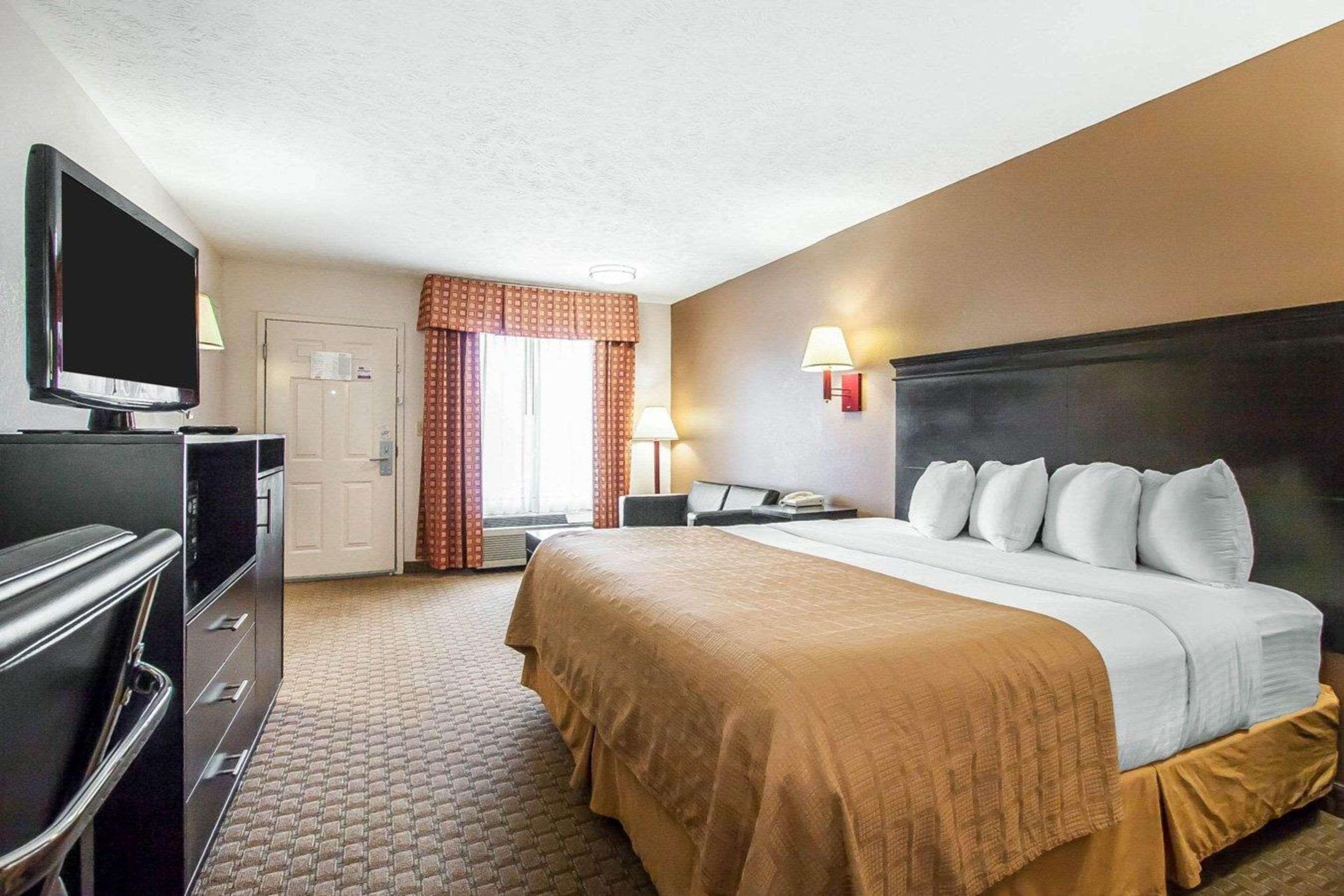 Quality Inn Savannah South Екстериор снимка