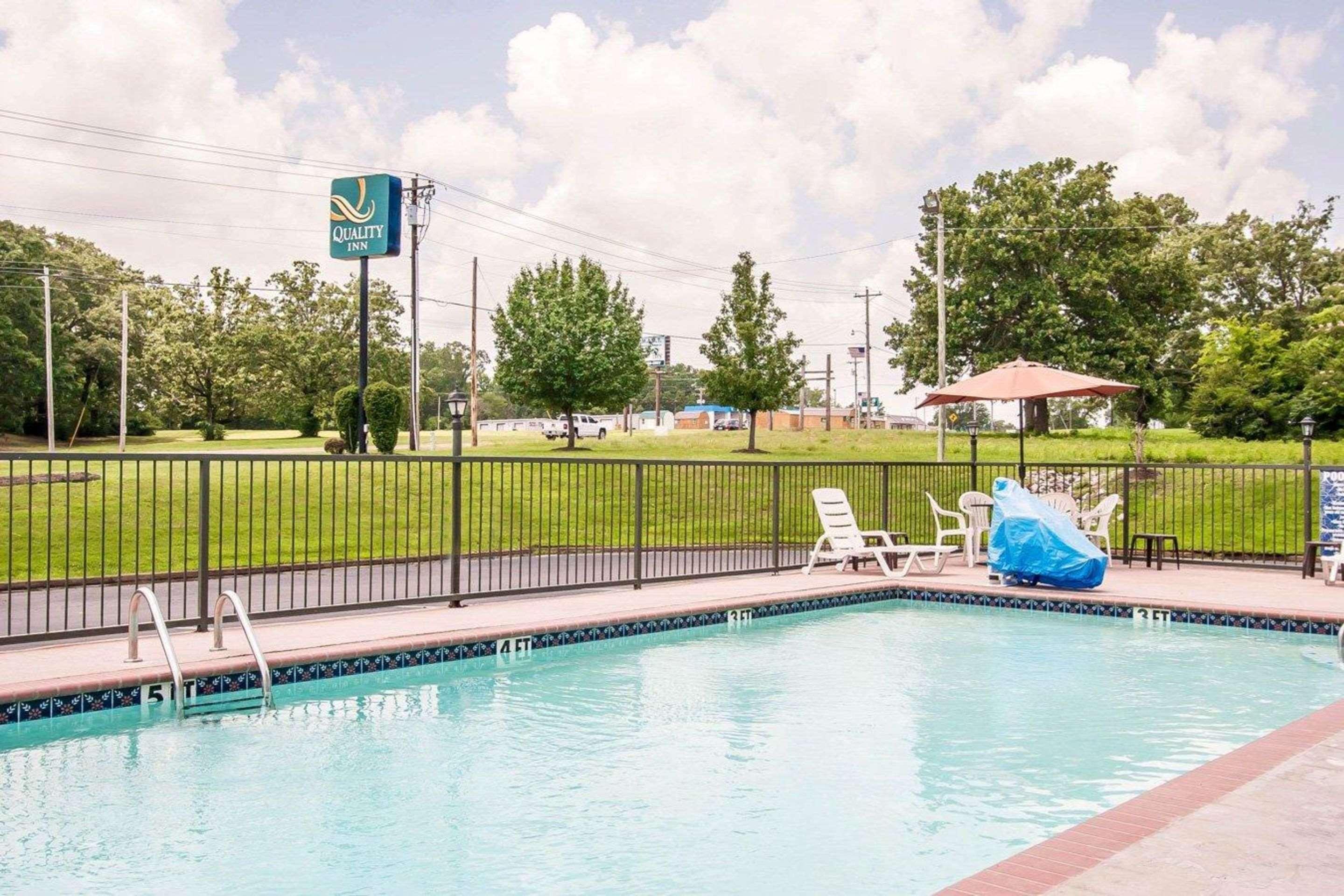 Quality Inn Savannah South Екстериор снимка