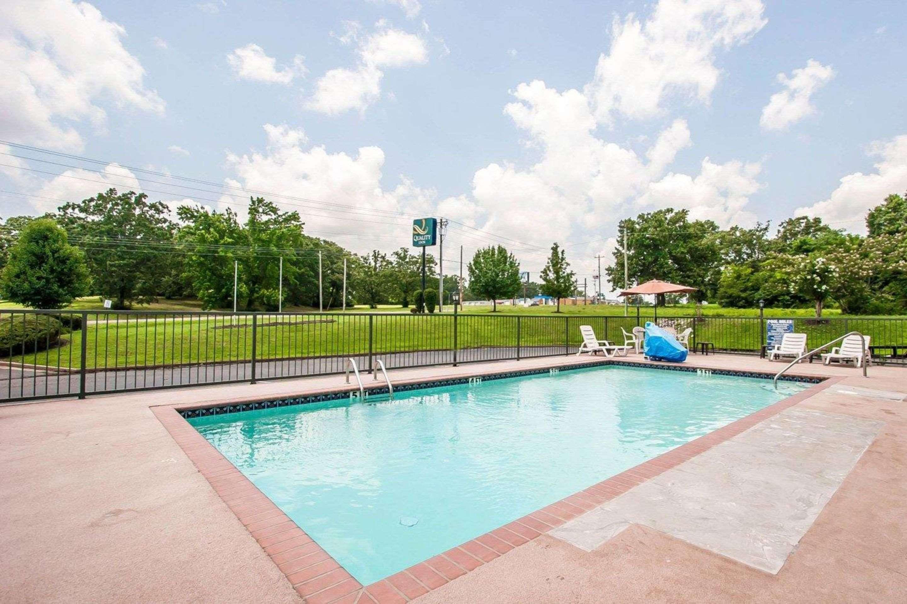 Quality Inn Savannah South Екстериор снимка